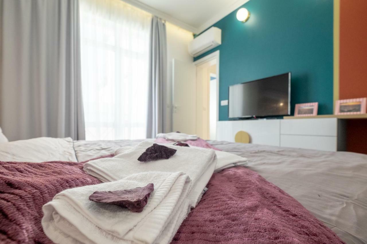 Vitosha Blvd 3-Bedroom, 2-Bathroom Lux Suite Sofia Exteriör bild
