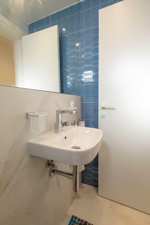 Vitosha Blvd 3-Bedroom, 2-Bathroom Lux Suite Sofia Exteriör bild