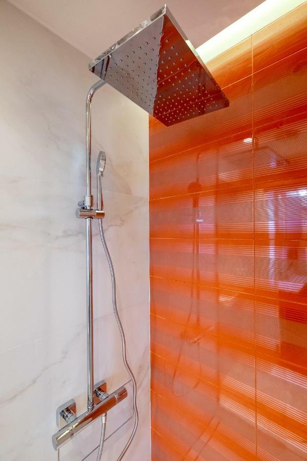 Vitosha Blvd 3-Bedroom, 2-Bathroom Lux Suite Sofia Exteriör bild